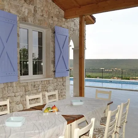 Lavandin House *